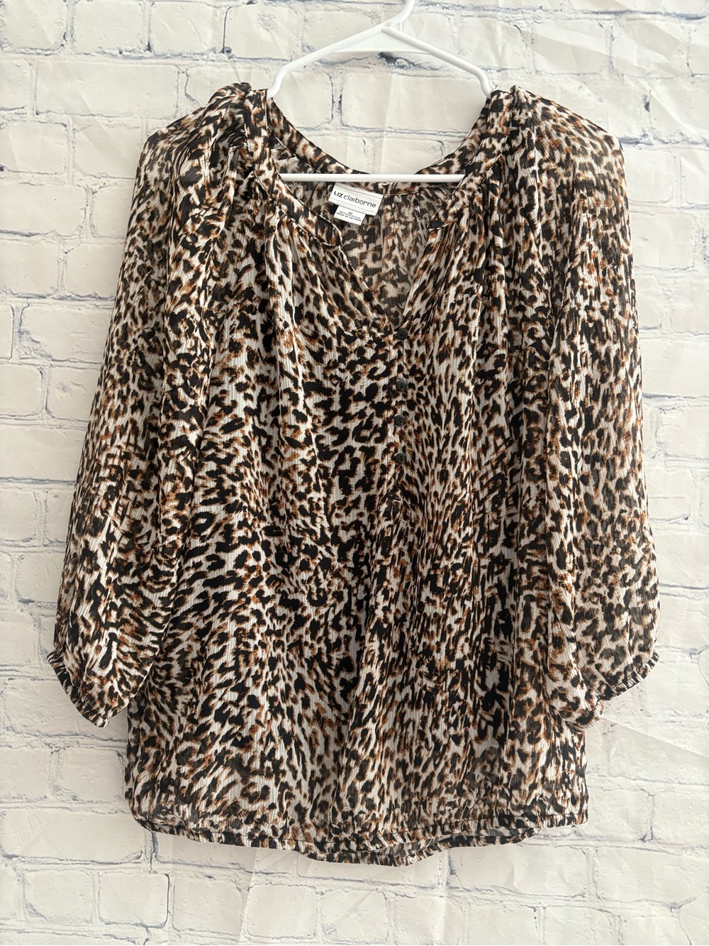 Liz Claiborne Cheetah Print Pullover Blouse Size M